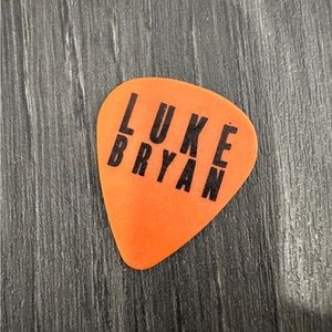Luke Bryan authentic guitar pick - new and never used